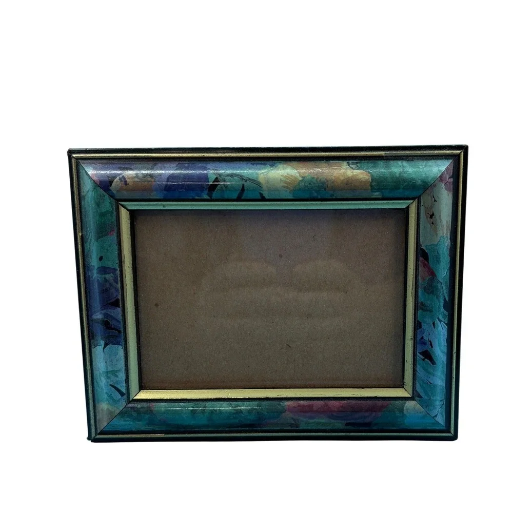 Unbranded picture frame